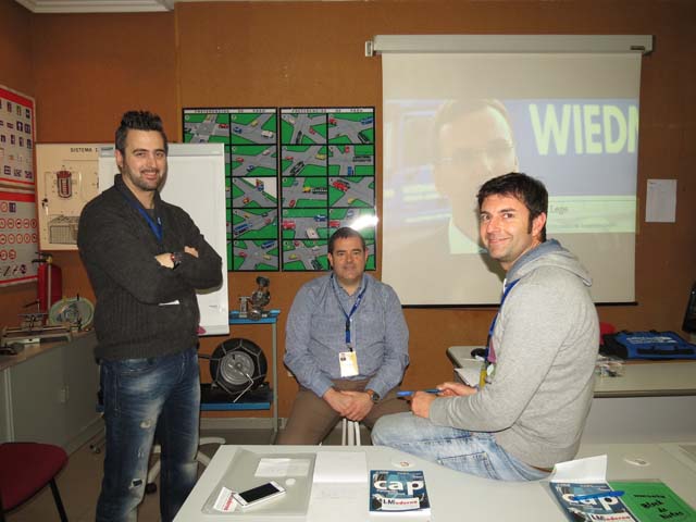 Al frente de este centro formador y autoescuela encontramos a Diego, Moisés y Fernando.